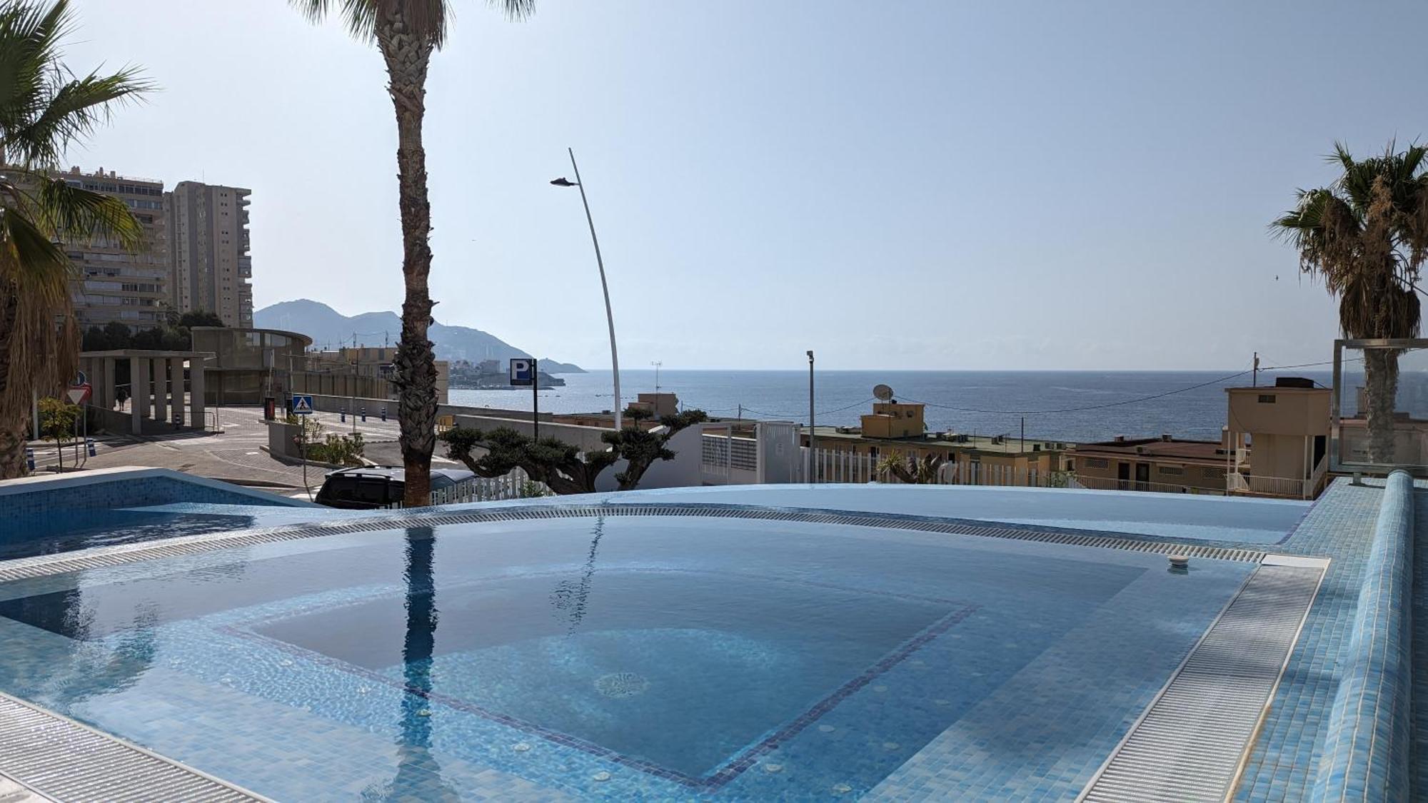 Sunset Cliffs Modern Apartment Benidorm Exterior photo