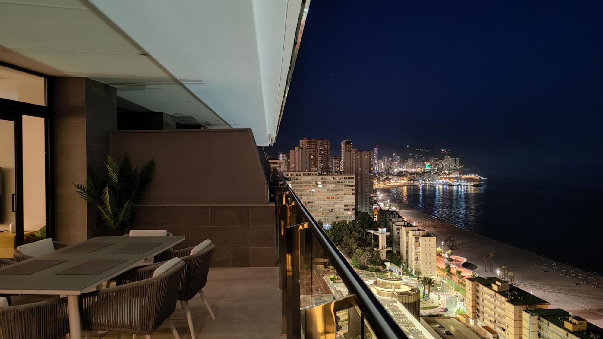 Sunset Cliffs Modern Apartment Benidorm Exterior photo